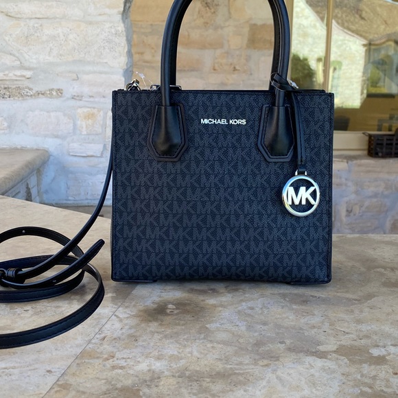 Michael Kors Mercer Medium signature satchel black - Picture 2 of 11